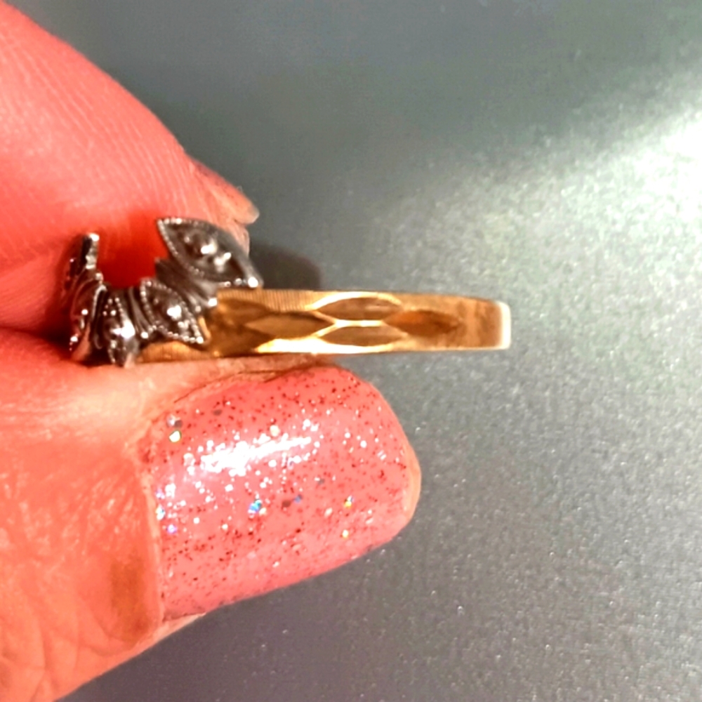 10k Elegant Vintage Two Tone Wrap.